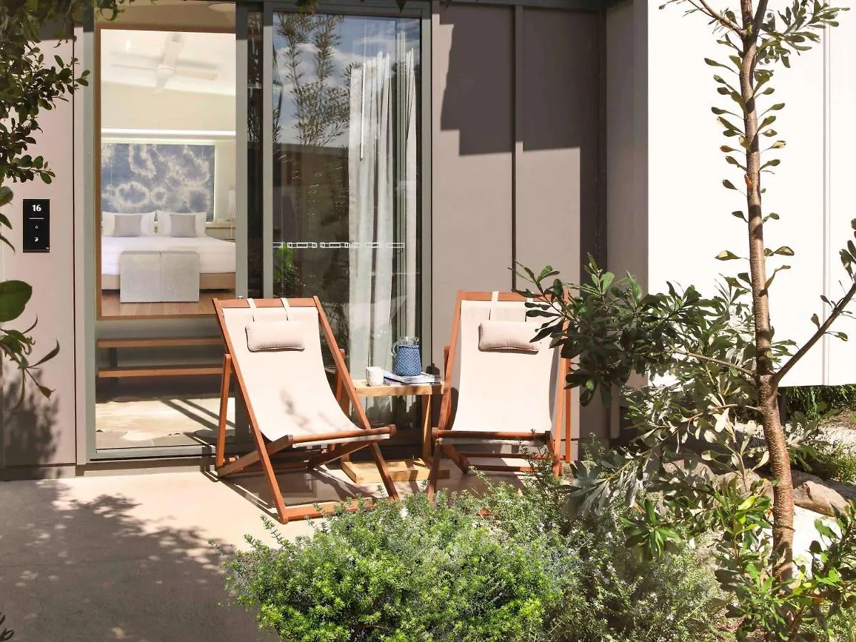Resort Elements Of Byron Hotel Byron Bay